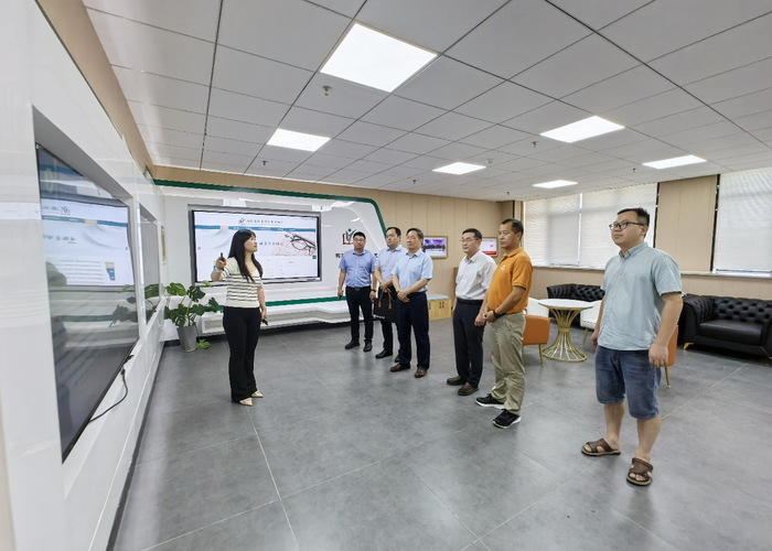 图片2.png 图片2.png